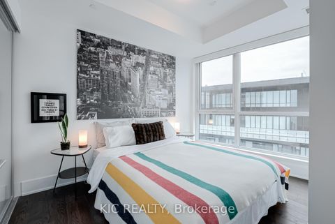 Photo 10 at 3923 - 585 Bloor Street E, North St. James Town, Toronto