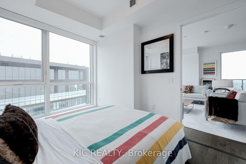 Photo 11 at 3923 - 585 Bloor Street E, North St. James Town, Toronto