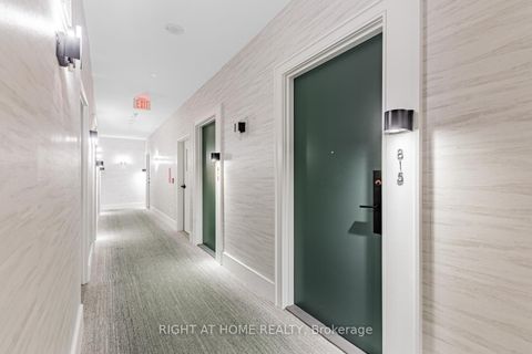 Photo 2 at 815 - 18 Holmes Avenue, Willowdale East, Toronto