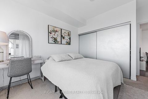 Photo 16 at 815 - 18 Holmes Avenue, Willowdale East, Toronto