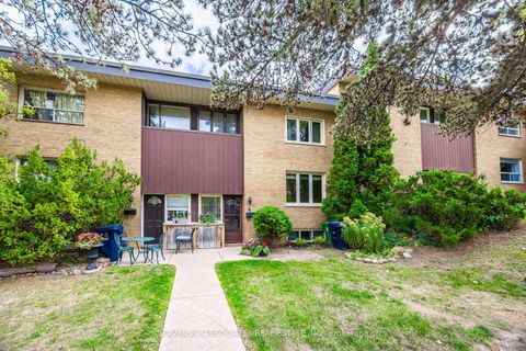 Photo 0 at 4 Burdock Lane, Don Mills, Toronto