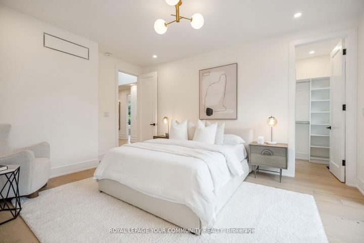 Photo 32 at 14 Ranwood Drive, Pelmo Park W4, Toronto