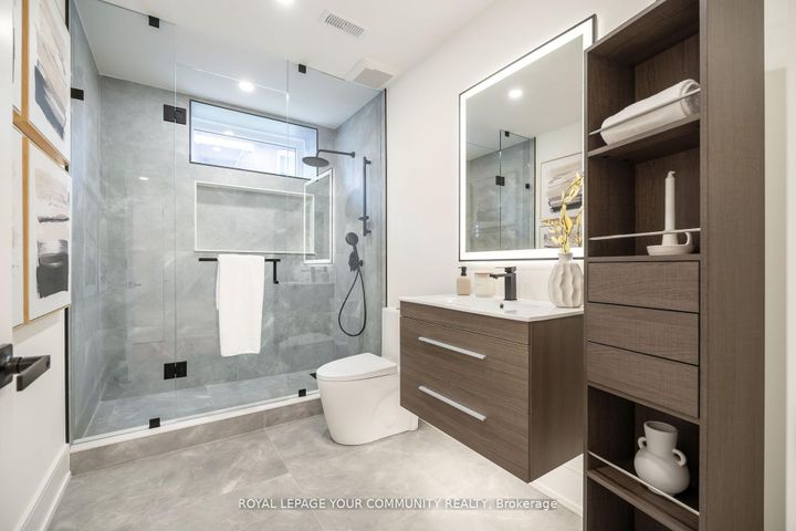 Photo 43 at 14 Ranwood Drive, Pelmo Park W4, Toronto