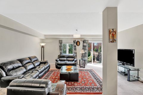 Photo 11 at 62 Martini Drive, Rouge Woods, Richmond Hill