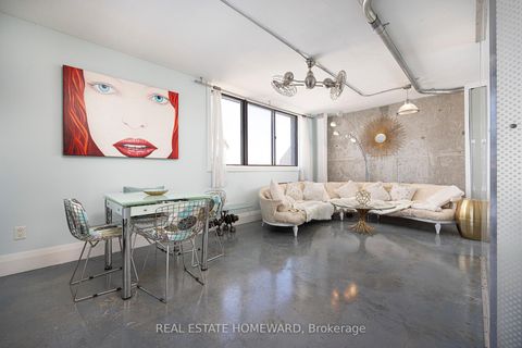 Photo 3 at 702 - 665 Kennedy Road, Kennedy Park, Toronto