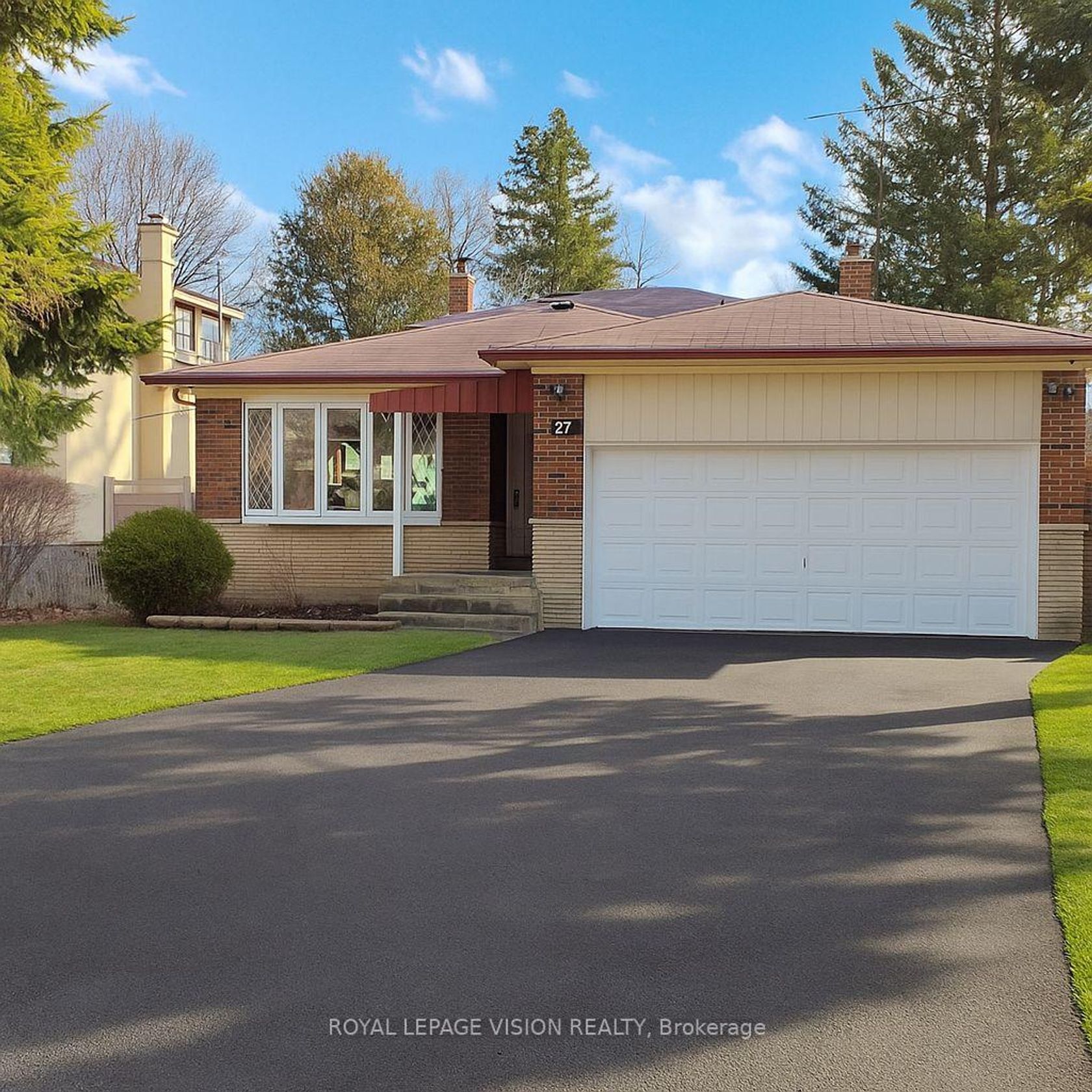 27 Westcroft Drive, West Hill, Toronto 