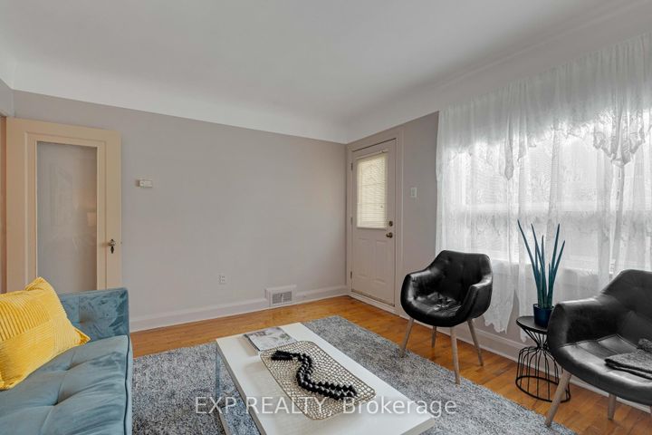 Photo 6 at 79 Sixteenth Street, New Toronto, Toronto