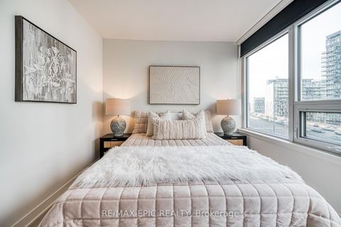 Photo 24 at 810 - 17 Bathurst Street, Waterfront Communities C1, Toronto