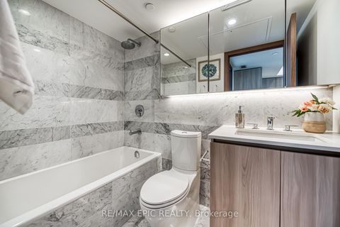 Photo 28 at 810 - 17 Bathurst Street, Waterfront Communities C1, Toronto