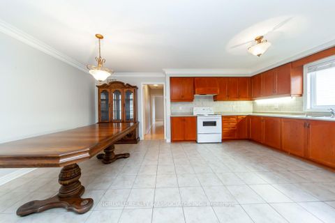 Photo 13 at 58 San Vito Drive, Sonoma Heights, Vaughan