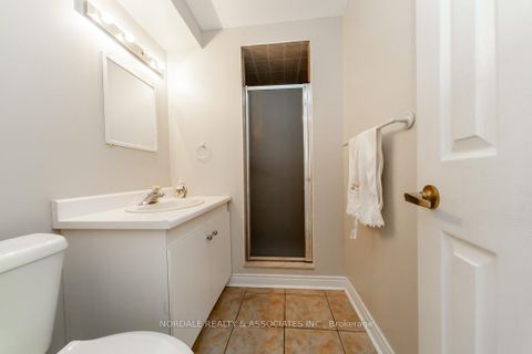 Photo 40 at 58 San Vito Drive, Sonoma Heights, Vaughan