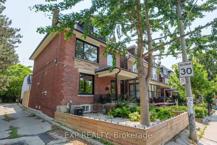 Photo 1 at 29 Grace Street, Bellwoods, Toronto