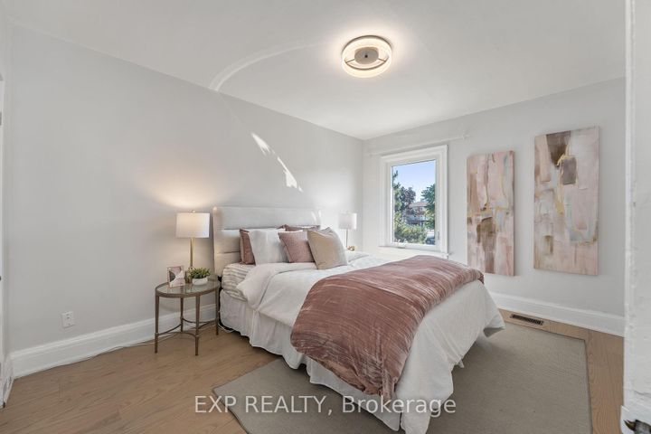 Photo 23 at 29 Grace Street, Bellwoods, Toronto
