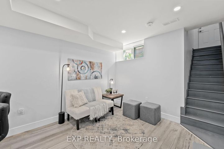 Photo 27 at 29 Grace Street, Bellwoods, Toronto