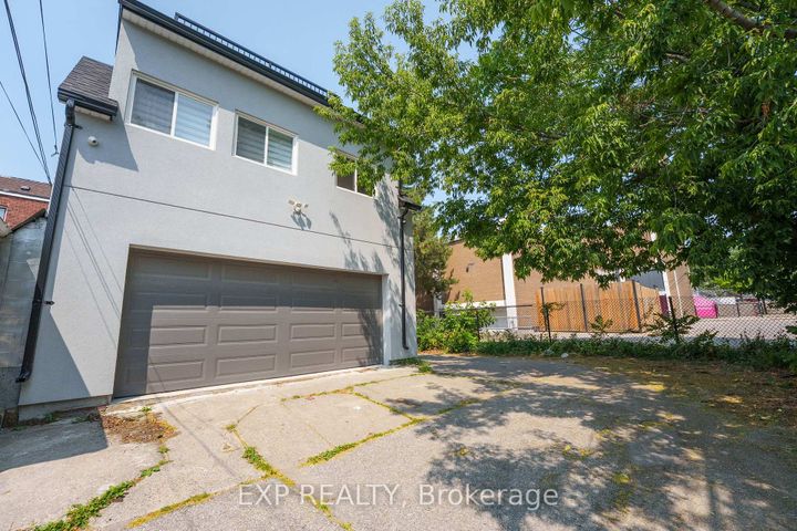 Photo 39 at 29 Grace Street, Bellwoods, Toronto