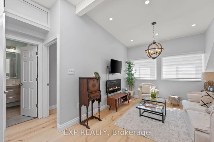 Photo 40 at 29 Grace Street, Bellwoods, Toronto