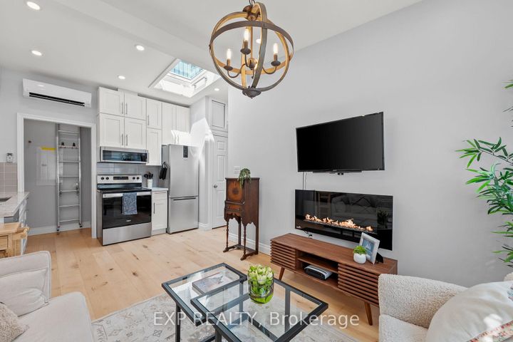 Photo 42 at 29 Grace Street, Bellwoods, Toronto