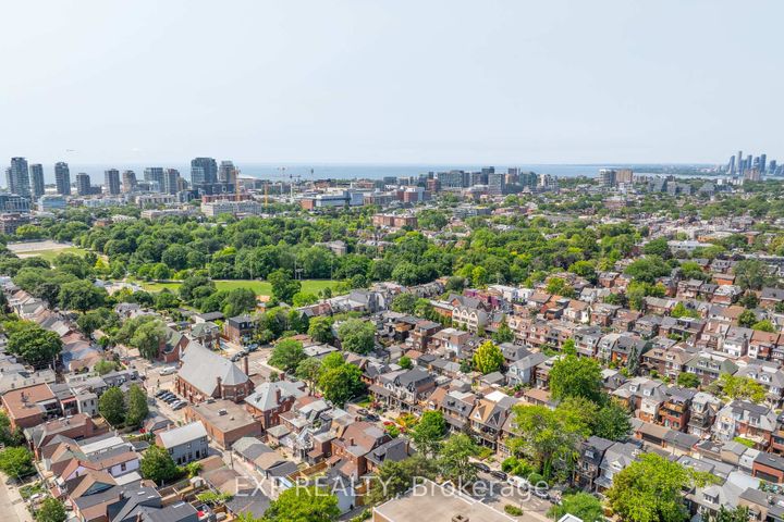 Photo 48 at 29 Grace Street, Bellwoods, Toronto