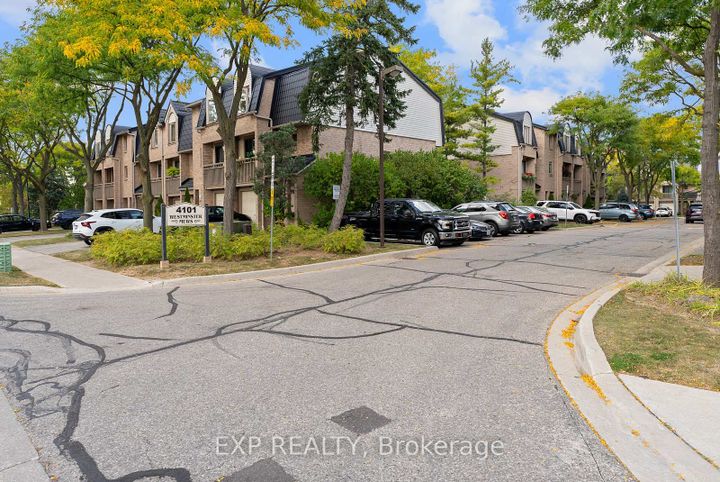 Photo 2 at 35 - 4101 Westminster Place, Rathwood, Mississauga