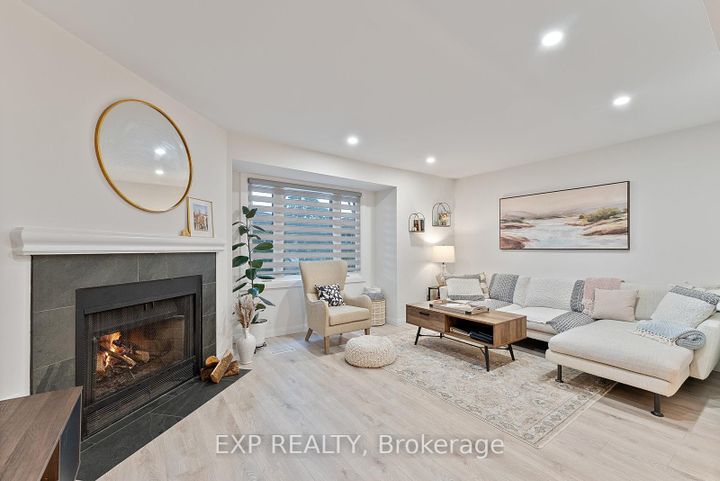 Photo 11 at 35 - 4101 Westminster Place, Rathwood, Mississauga