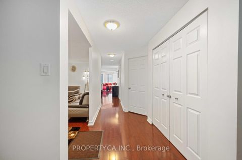 Photo 4 at 1109 - 33 University Avenue, Bay Street Corridor, Toronto Photo 4 at 1109 - 33 University Avenue, Bay Street Corridor, Toronto