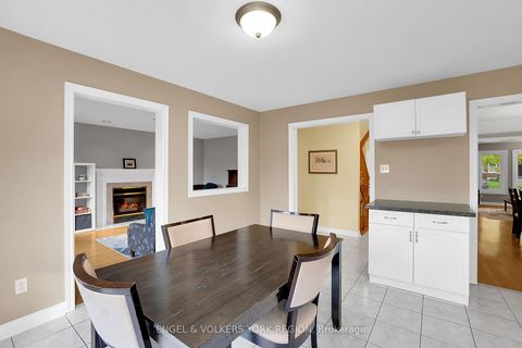 Photo 14 at 24 Timber Valley Avenue, Oak Ridges, Richmond Hill Photo 14 at 24 Timber Valley Avenue, Oak Ridges, Richmond Hill