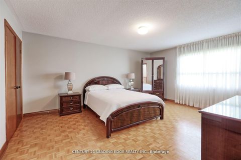 Photo 13 at 312 Valeria Boulevard, East Woodbridge, Vaughan