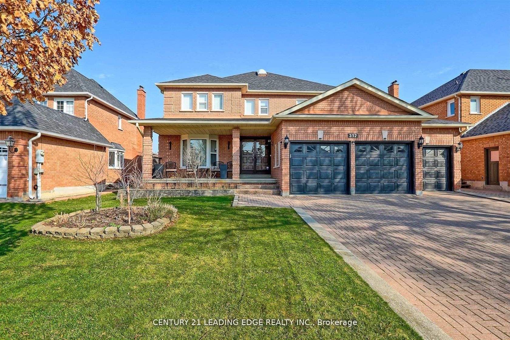312 Valeria Boulevard, East Woodbridge, Vaughan 