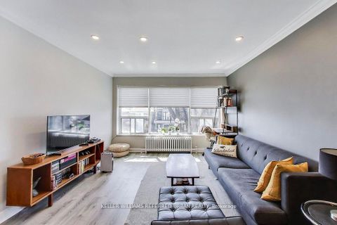 Photo 2 at 342 Hopewell Avenue, Belgravia, Toronto