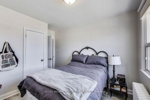 Photo 13 at 342 Hopewell Avenue, Belgravia, Toronto
