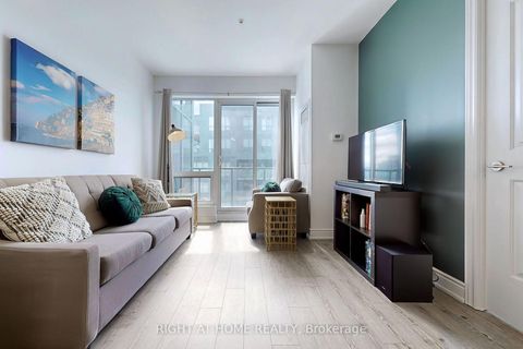 Photo 3 at 1609B - 9090 Yonge Street, South Richvale, Richmond Hill