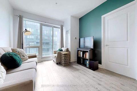 Photo 4 at 1609B - 9090 Yonge Street, South Richvale, Richmond Hill