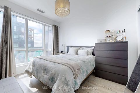 Photo 11 at 1609B - 9090 Yonge Street, South Richvale, Richmond Hill