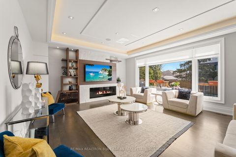 Photo 2 at 103 Stafford Road, Willowdale West, Toronto