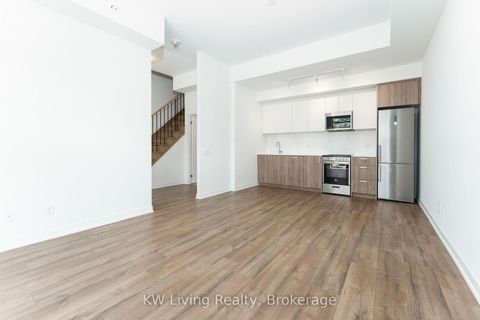 Photo 3 at 109 - 121 Ford Street, Pellam Park, Toronto