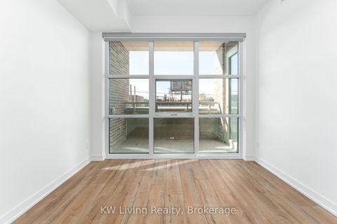 Photo 7 at 109 - 121 Ford Street, Pellam Park, Toronto