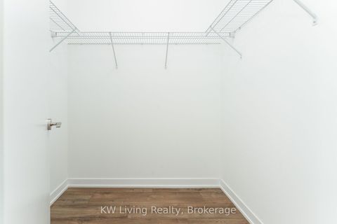 Photo 11 at 109 - 121 Ford Street, Pellam Park, Toronto