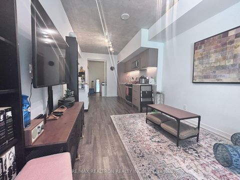 Photo 7 at 207 - 45 Baseball Place, South Riverdale, Toronto