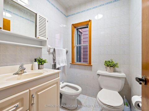 Photo 20 at 696 Crawford Street, Little Italy, Toronto