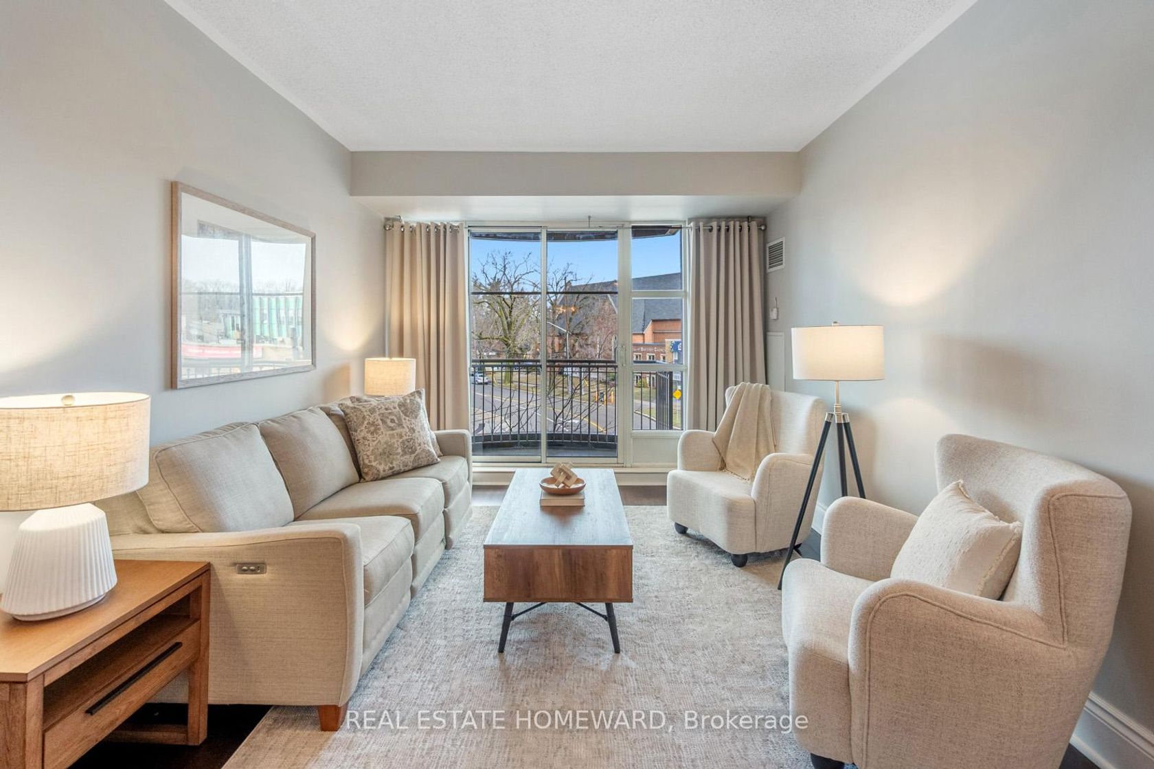 312 - 3085 Bloor Street W, Queensway, Toronto 