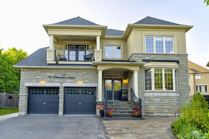 Photo 1 at 18 Deanston Court, Credit Valley, Brampton