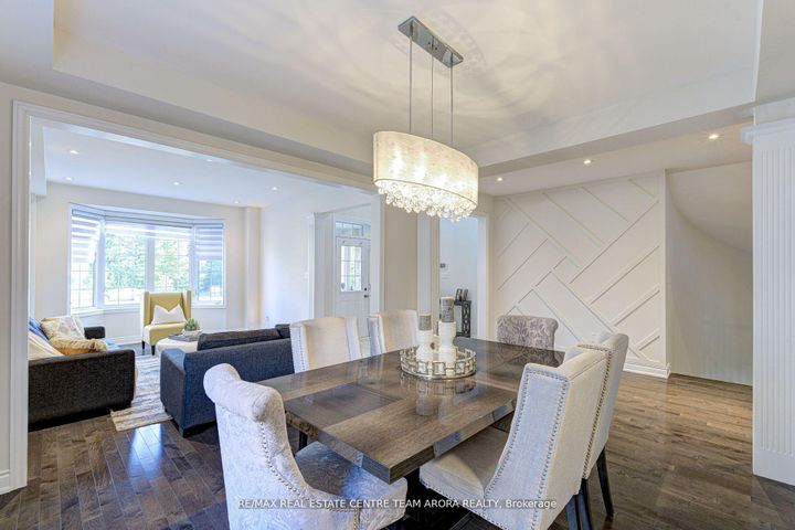 Photo 10 at 18 Deanston Court, Credit Valley, Brampton