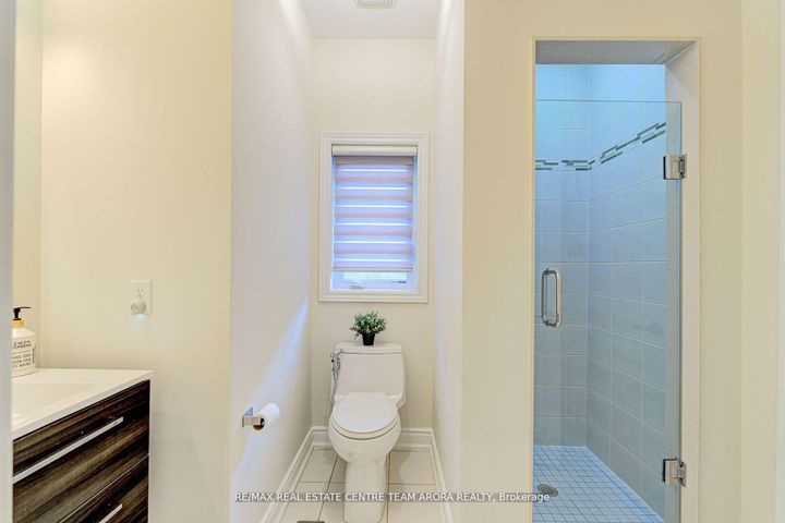 Photo 20 at 18 Deanston Court, Credit Valley, Brampton