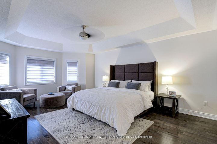 Photo 21 at 18 Deanston Court, Credit Valley, Brampton