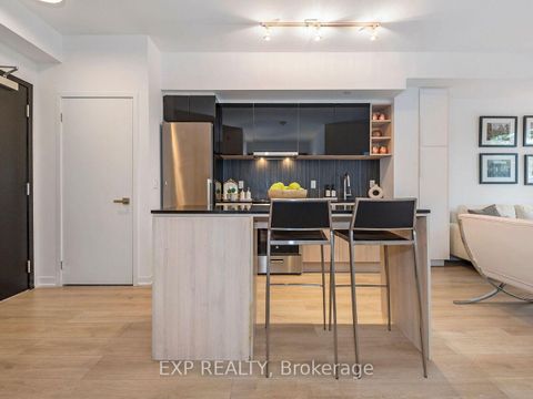 Photo 6 at 736 - 31 Tippett Road, Clanton Park, Toronto
