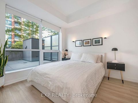 Photo 16 at 736 - 31 Tippett Road, Clanton Park, Toronto
