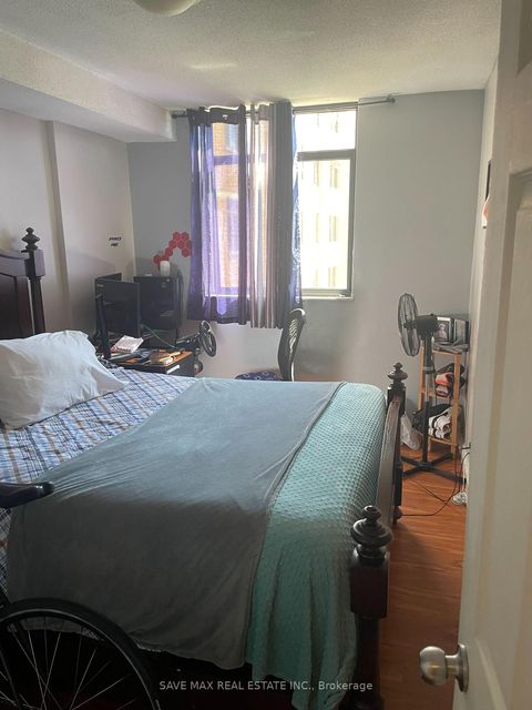 Photo 4 at 507 - 2645 Jane Street, Jane Heights, Toronto