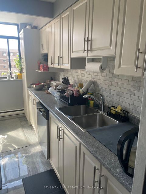 Photo 7 at 507 - 2645 Jane Street, Jane Heights, Toronto