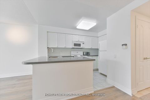 Photo 3 at 607 - 21 Hillcrest Avenue, Willowdale East, Toronto