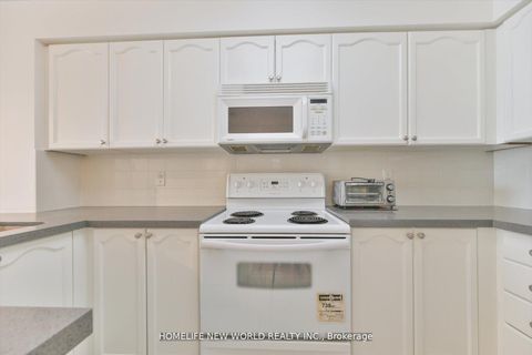 Photo 4 at 607 - 21 Hillcrest Avenue, Willowdale East, Toronto